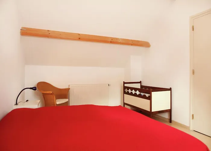 Coachman's House Near Roermond With Garden *