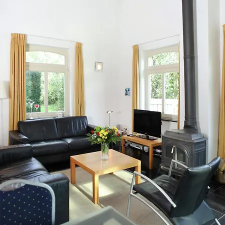 Coachman's House Near Roermond With Garden Dom wakacyjny *