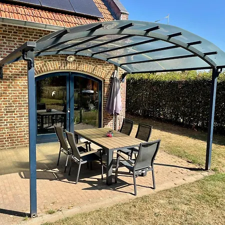 Coachman's House Near Roermond With Garden *